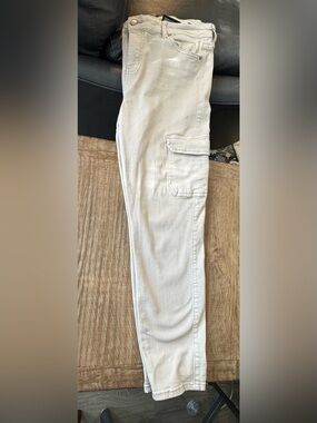 Buffalo David Bitton Women’s Cream Slim Cargo Pants Style:Becky